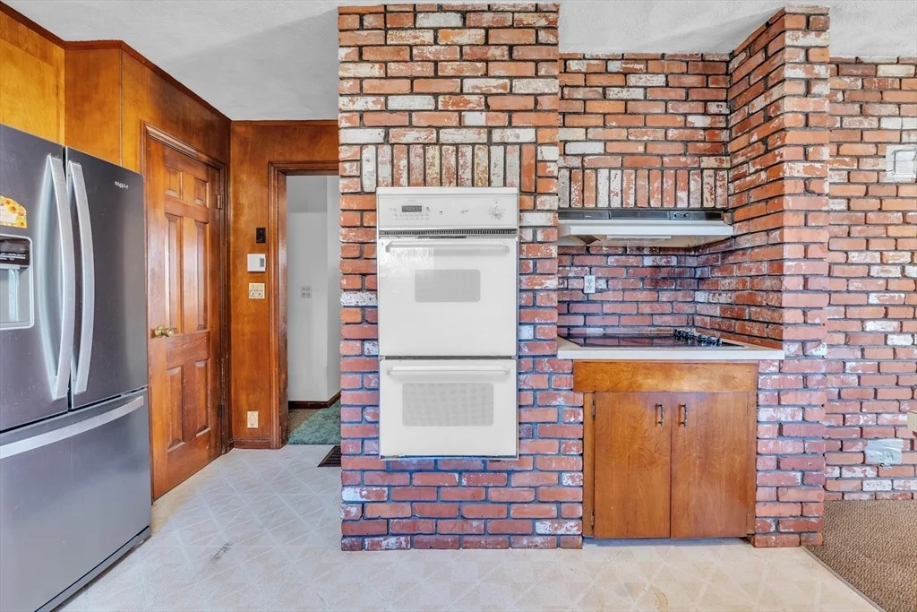 Photo of 119 Albee