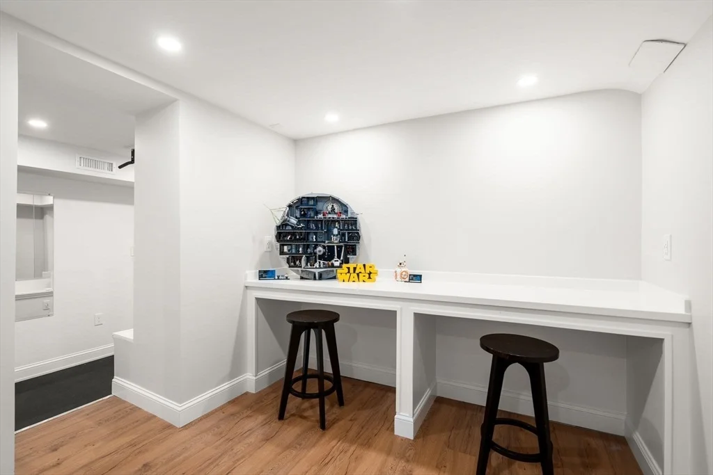 Photo of 19 Mayo Avenue