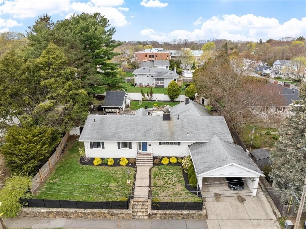 Photo of 82 Cornell Rd