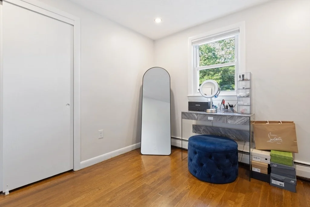 Photo of 29 Clinton Ave