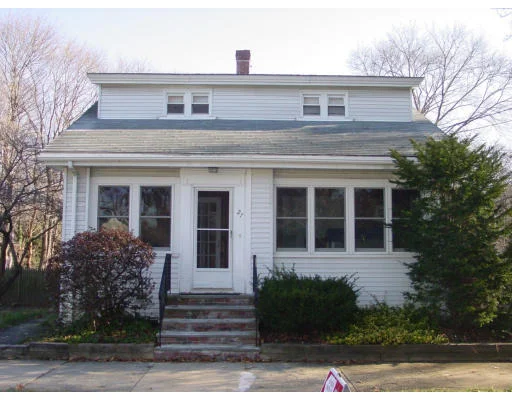 Photo of 27 County Way