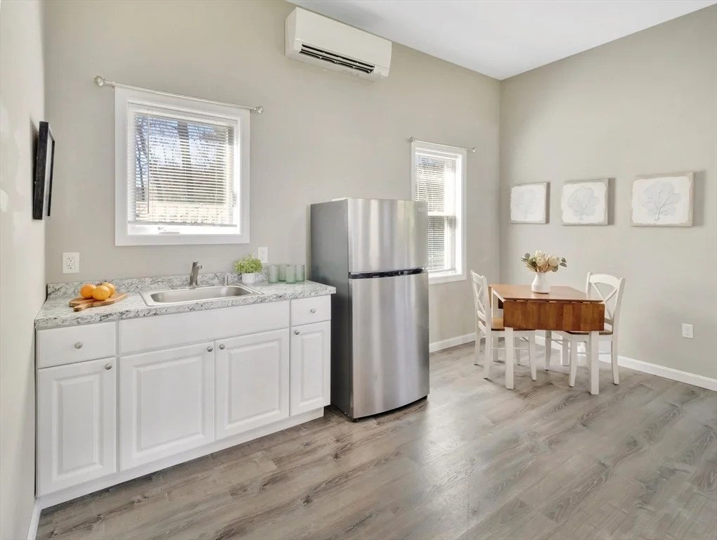 Photo of 7 Fieldstone Dr