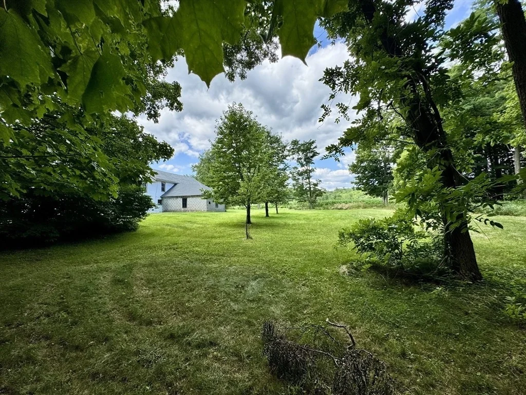 Photo of 238 Briar Hill Rd