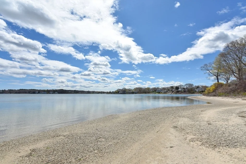 Photo of 91 Cohasset Rd