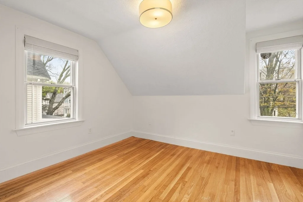 Photo of 53 Henderson St