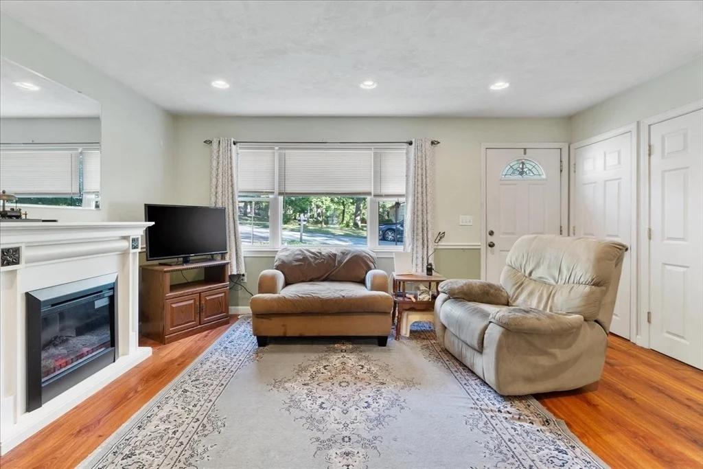 Photo of 18 Evergreen Rd