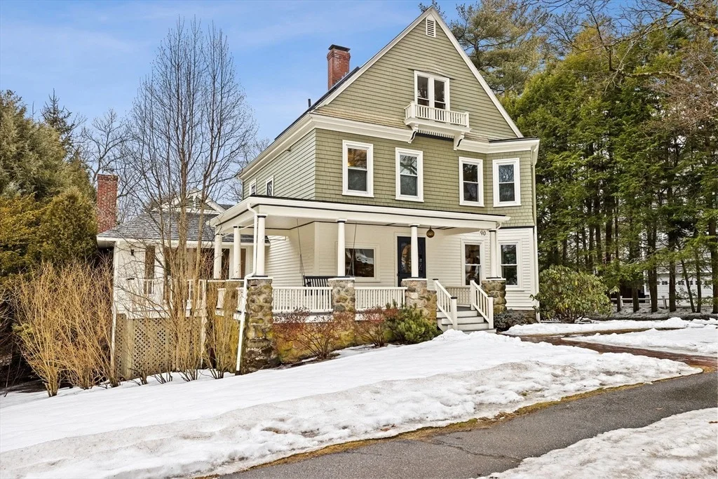 Photo of 90 Brook St