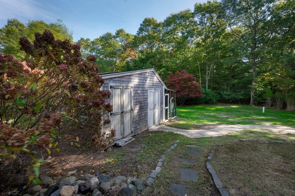 Photo of 103 Mayflower Ln