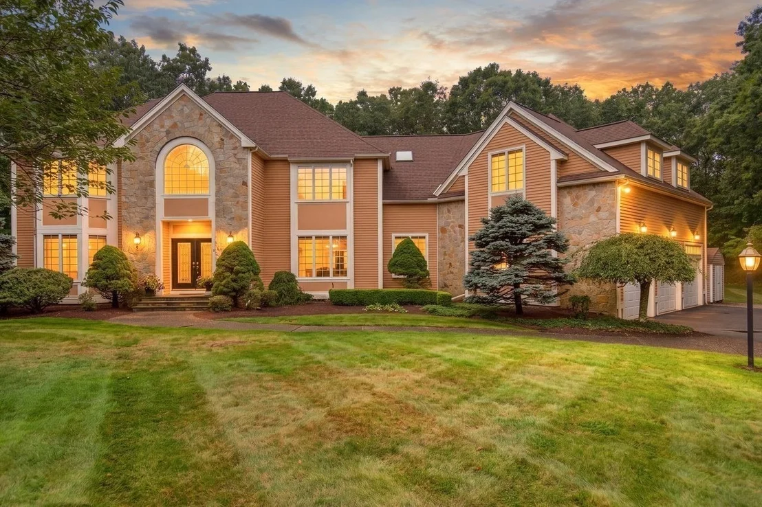 Photo of 66 Eisenhower Dr