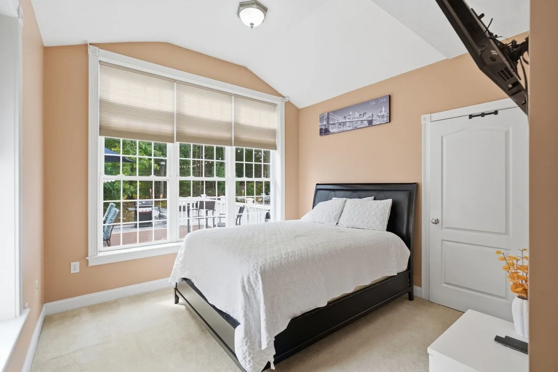 Photo of 18 Loon Hill Rd