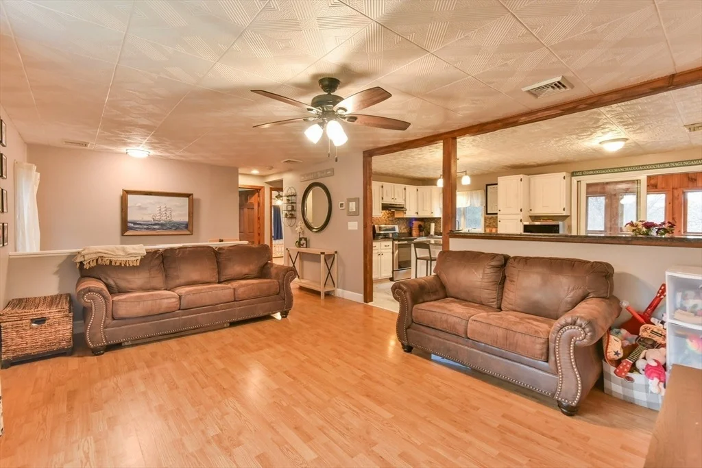 Photo of 120 Lakeside Ave