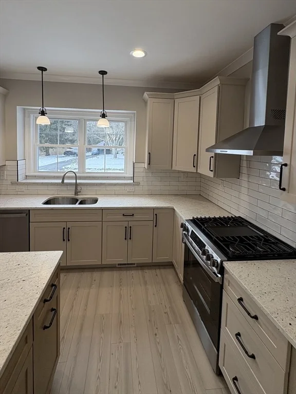 Photo of 29 Range Ave