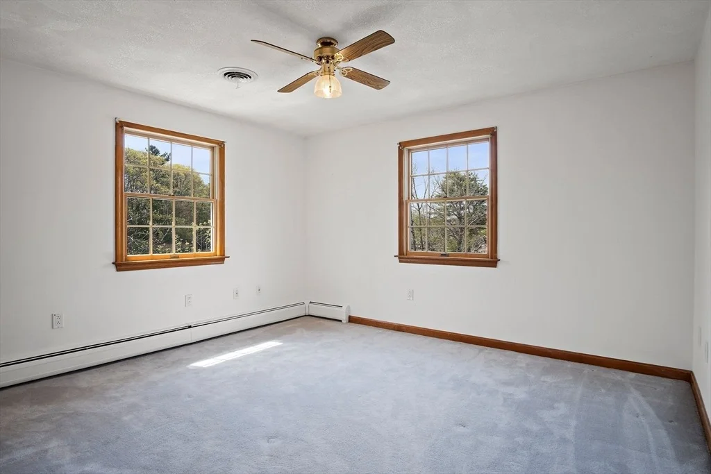 Photo of 9 Dooling Cir