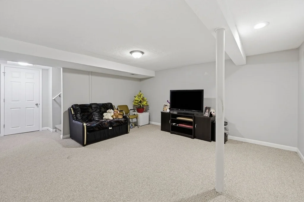 Photo of 86 Scarsdale Rd