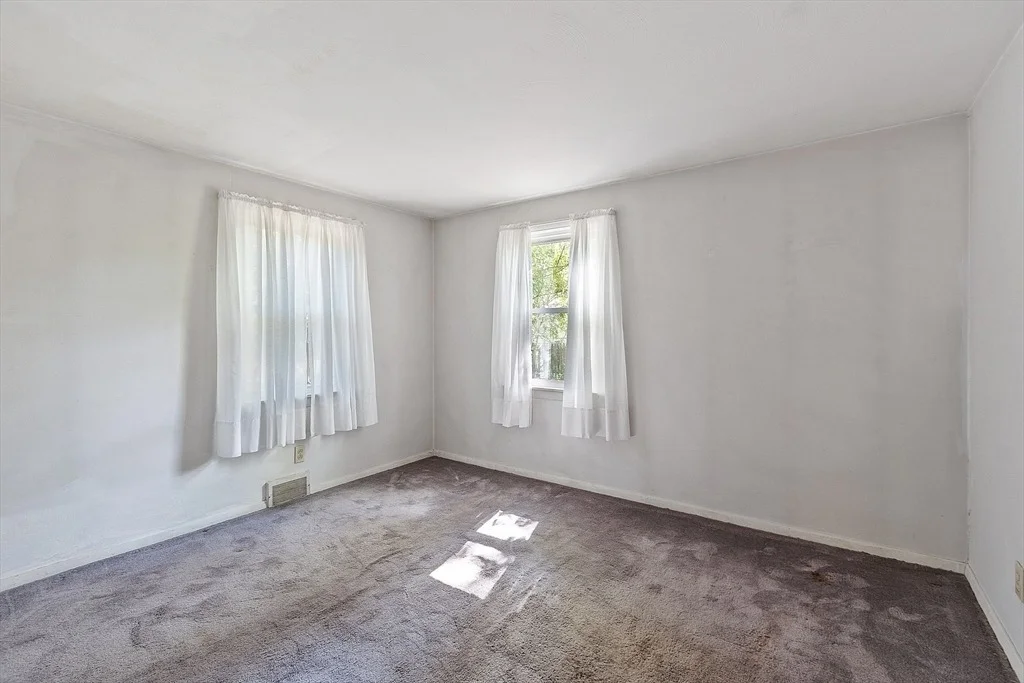 Photo of 15 Moore Road