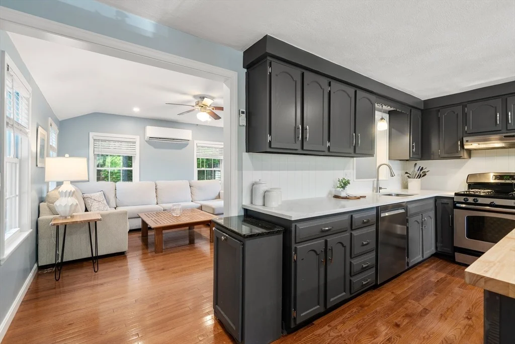 Photo of 21 Michigan Drive
