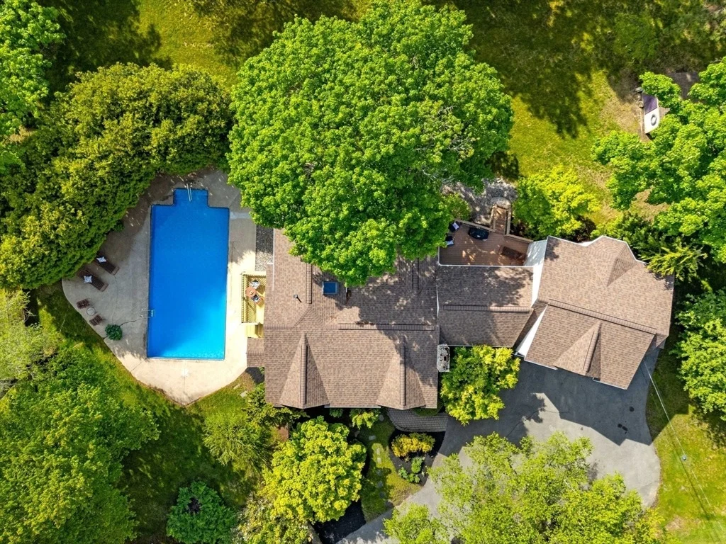 Photo of 81 Lowell Blvd