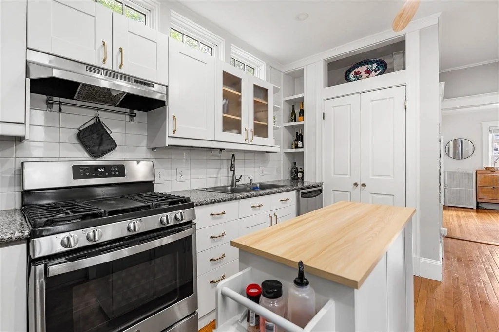 Photo of 14 Curry Cir