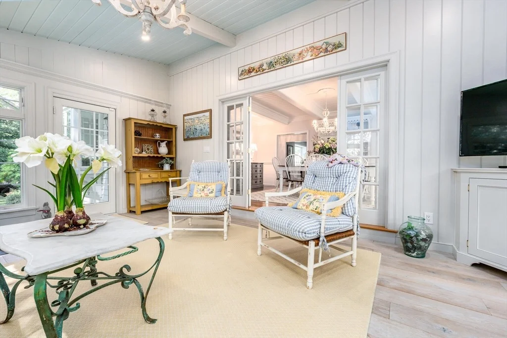 Photo of 15 Long Pond Cir