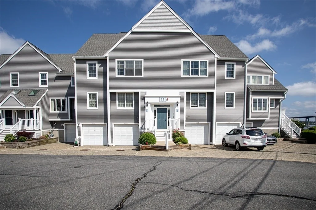 Photo of Unit 1106 at 700 Shore Dr