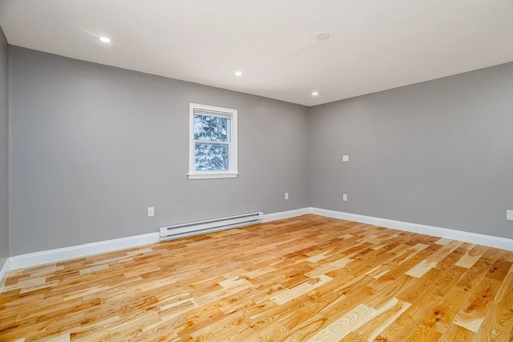 Photo of 1020 Richardson Road