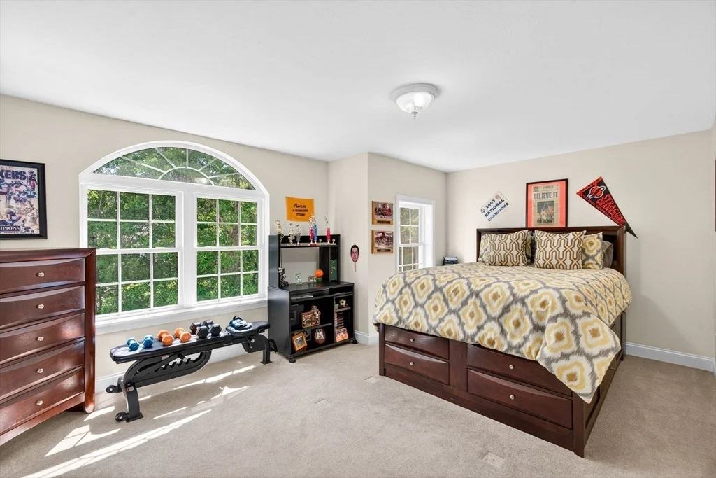 Photo of 176 Robbs Hill Rd