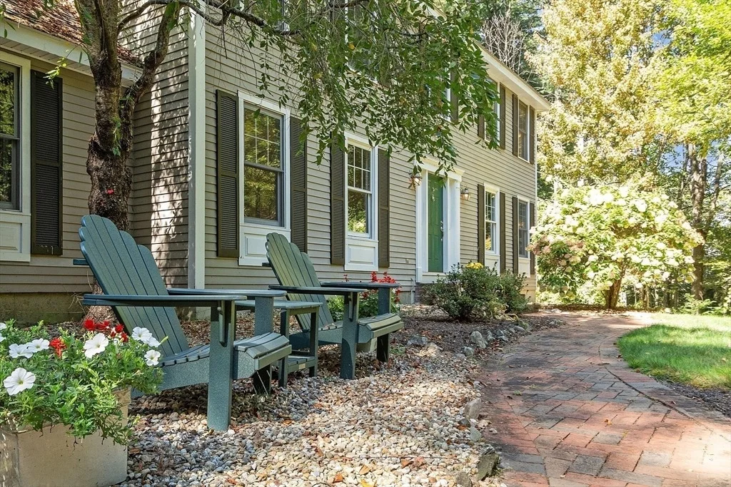 Photo of 9 Blanchard Rd