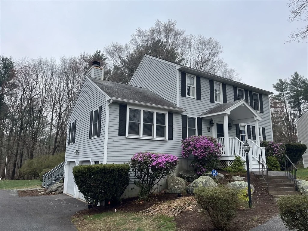 Photo of 27 Riverwood Drive