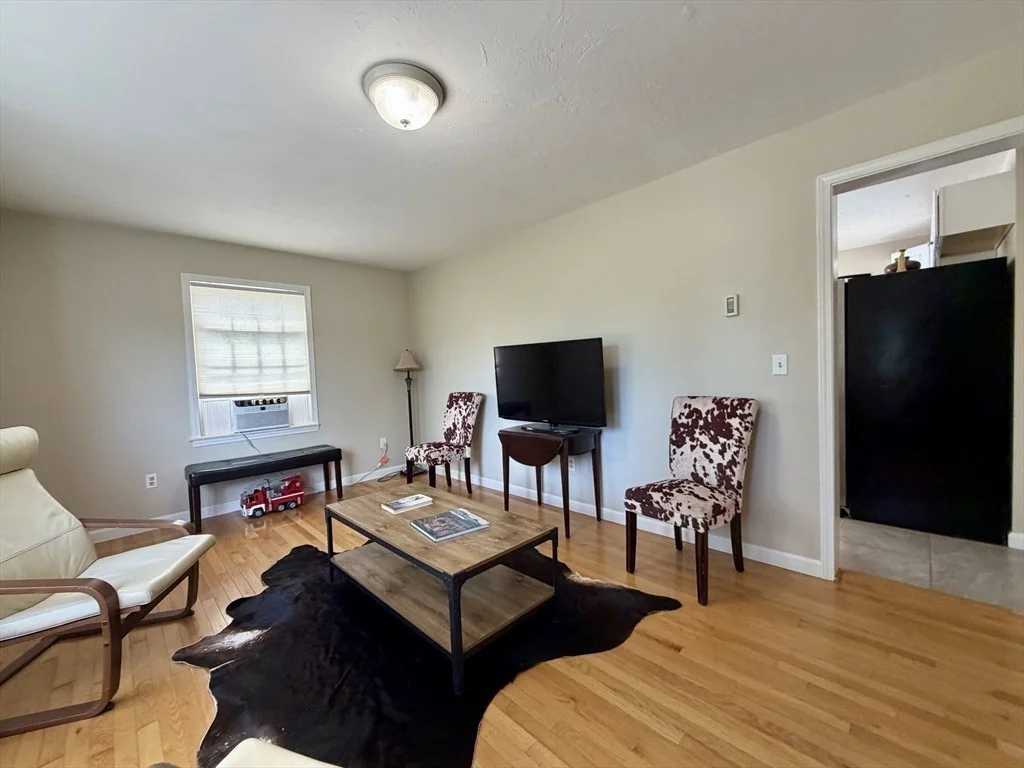 Photo of 46 Winneconnett Rd