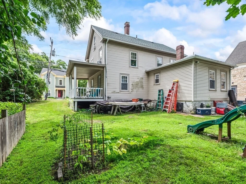 Photo of 82 Main Street