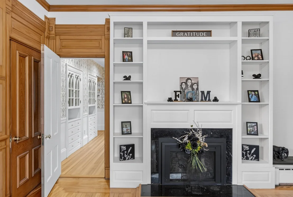Photo of 141 Chestnut St
