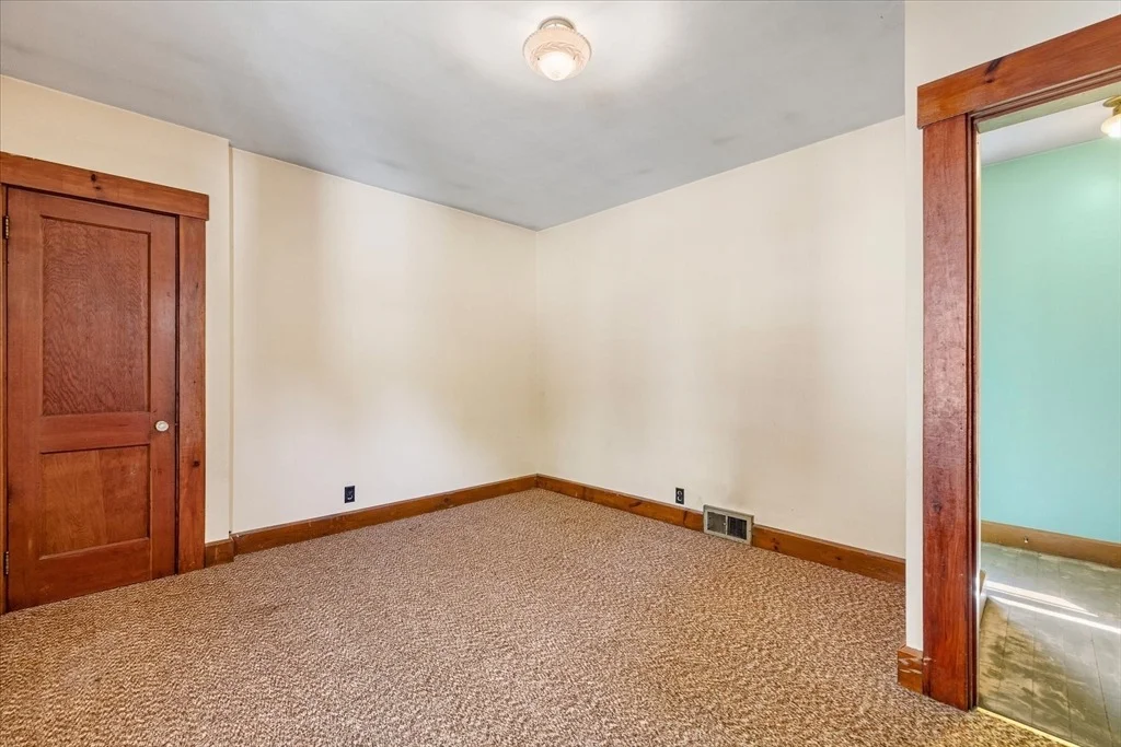 Photo of 206 Intervale Ave