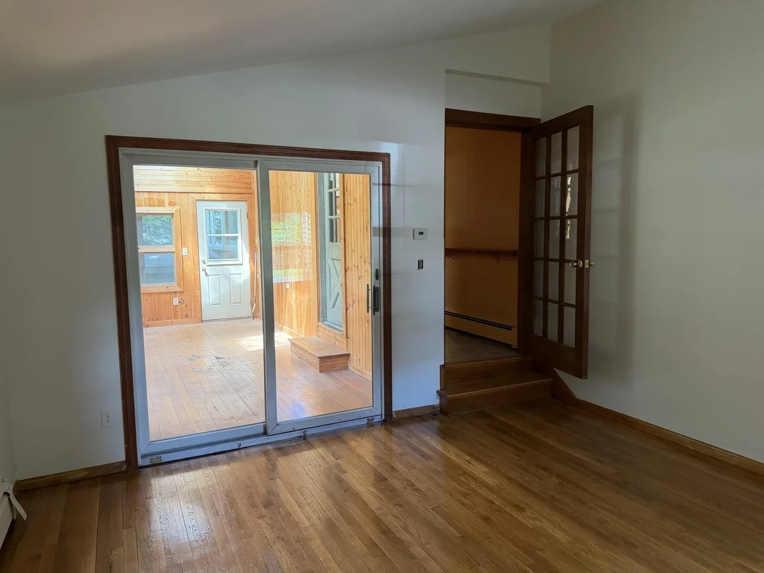 Photo of 484 Weston Rd
