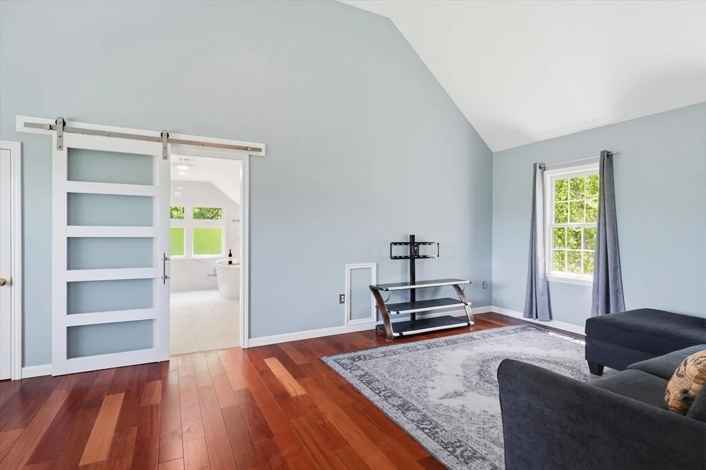 Photo of 26 Long Hill Rd