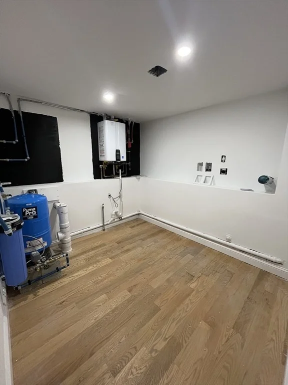 Photo of 2 W Dudley Rd