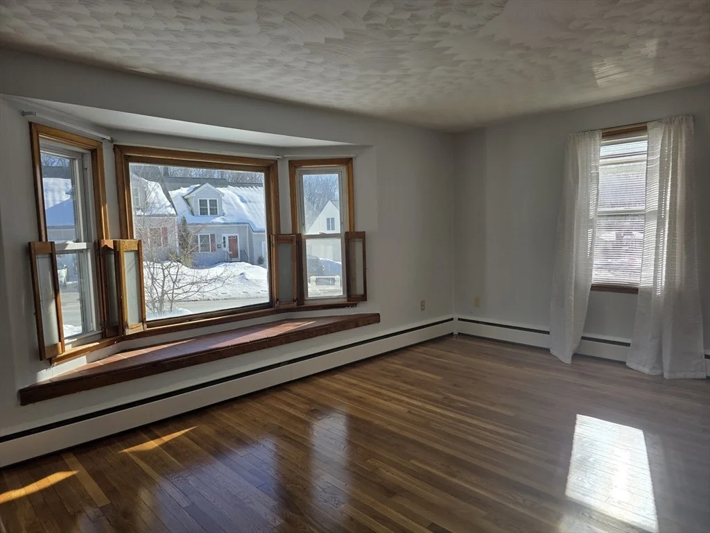 Photo of 55 Apthorp St