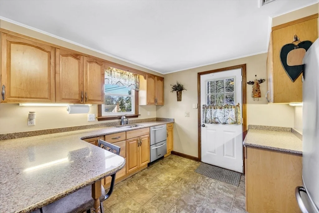 Photo of 48 Maple St