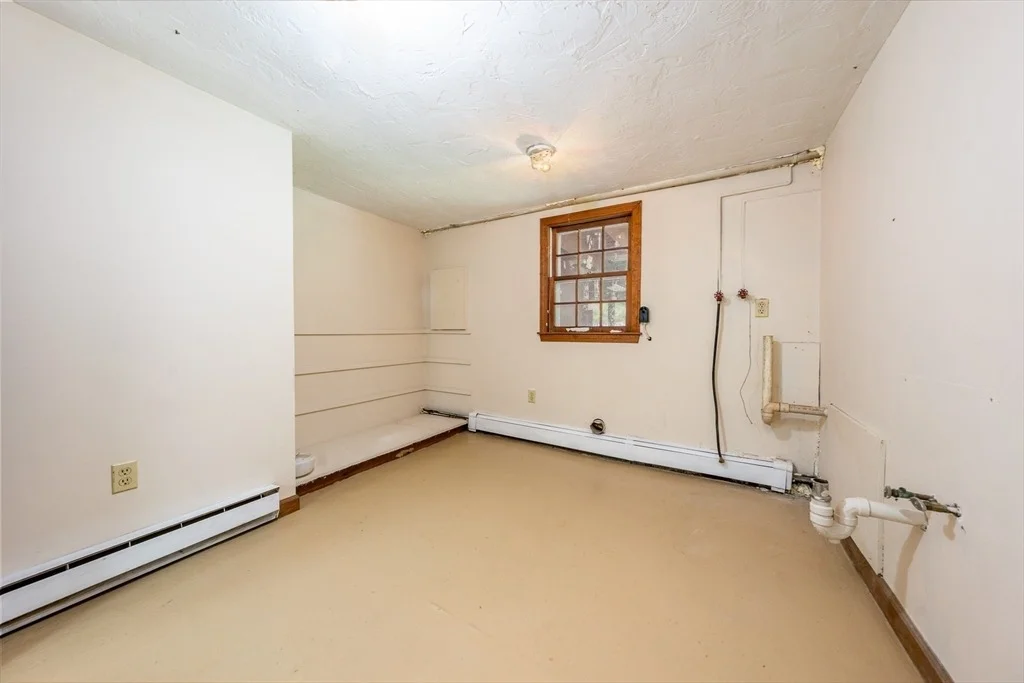 Photo of 65 Elliott Rd