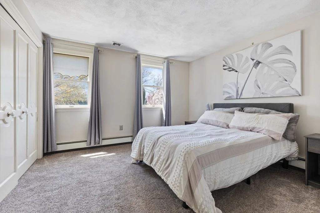 Photo of 38 Reservoir Dr