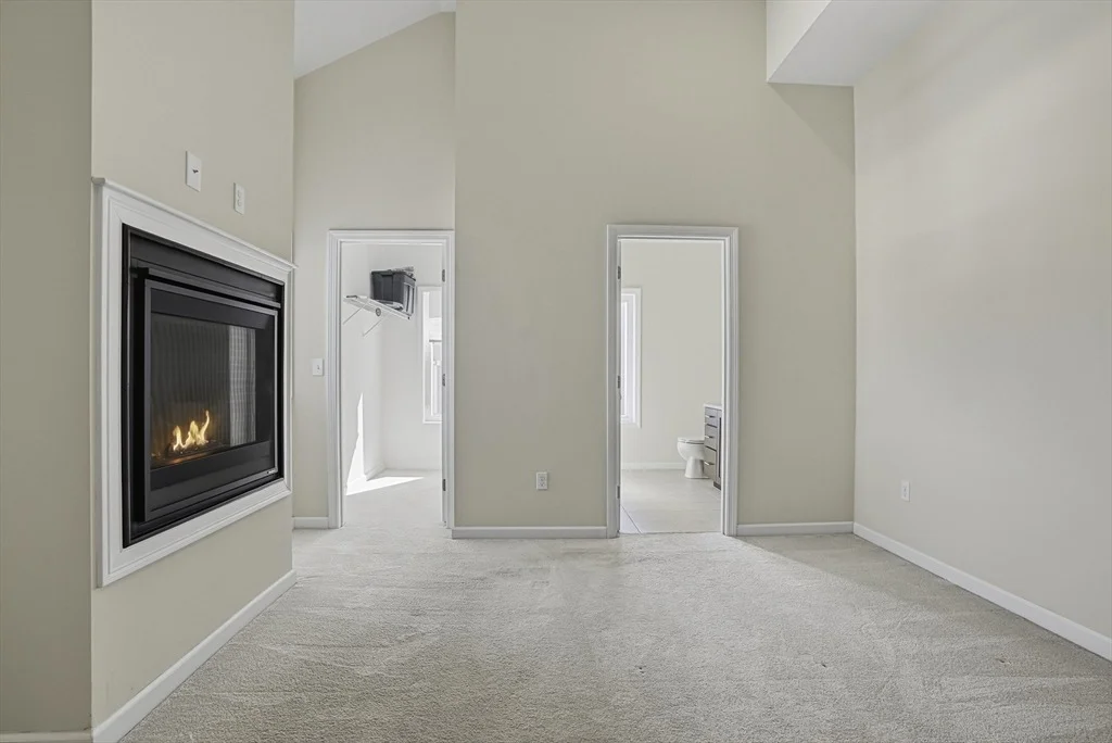 Photo of Unit 4 at 4 John Hancock Dr