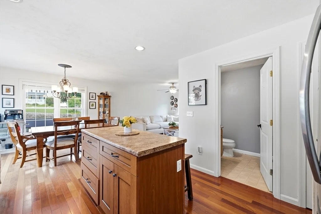 Photo of 341 Primrose Hill