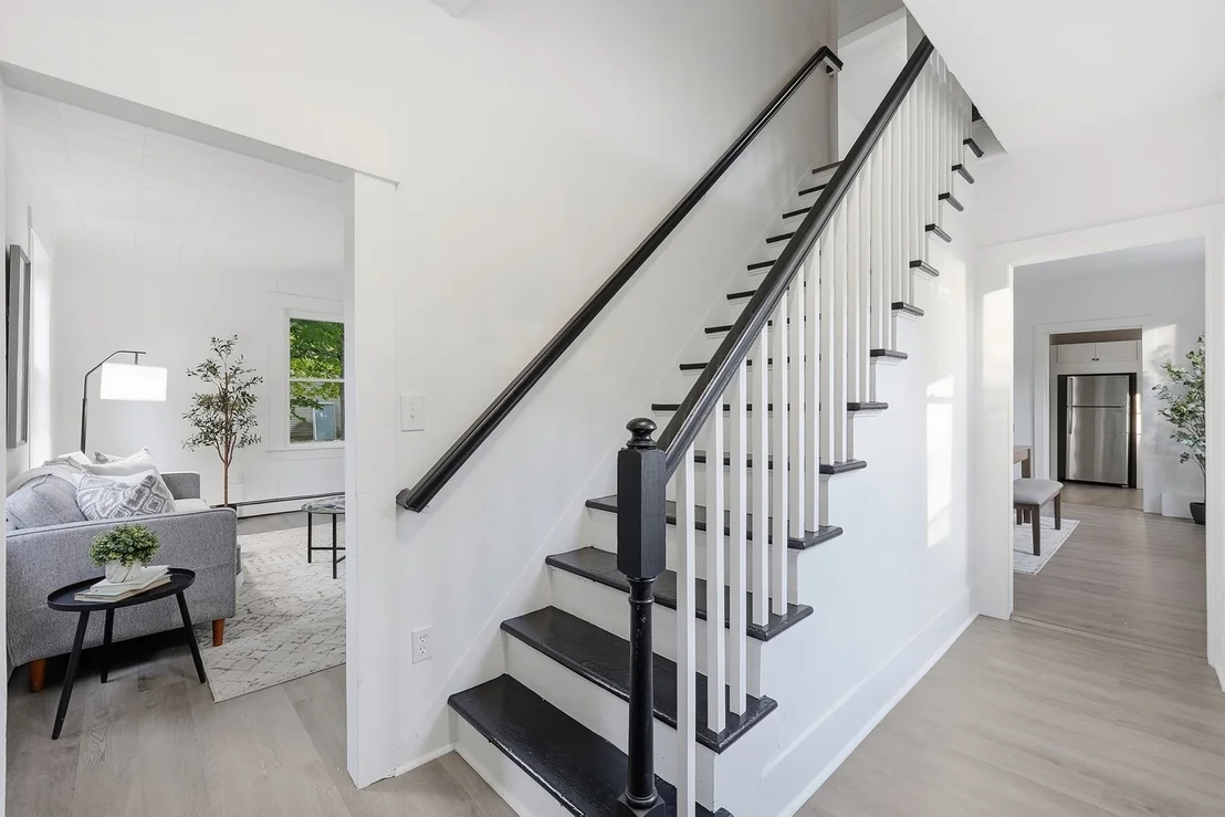 Photo of 384 Mill St