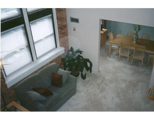 Photo of Unit 310 at 33 Maplewood Ave