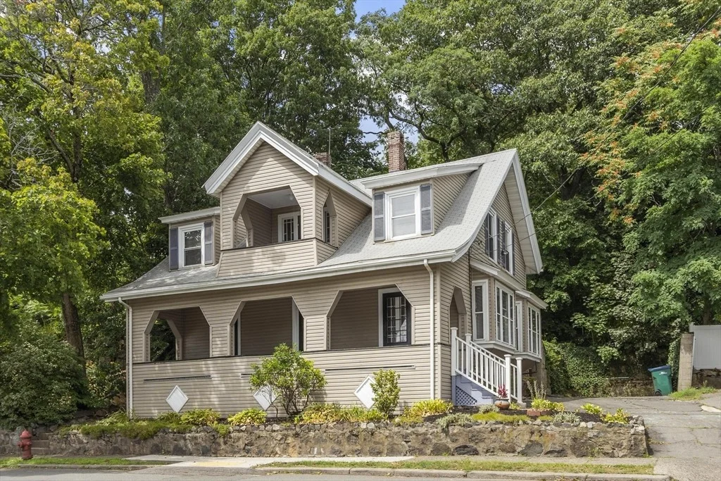 Photo of 219 Walnut Street