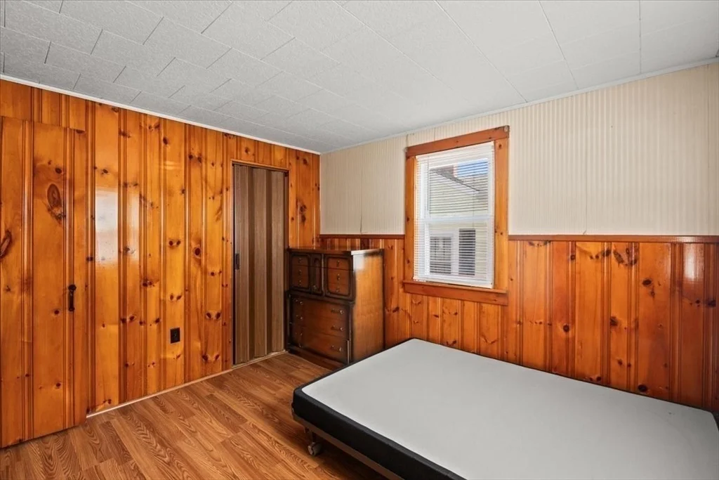 Photo of 37 Shore Ave