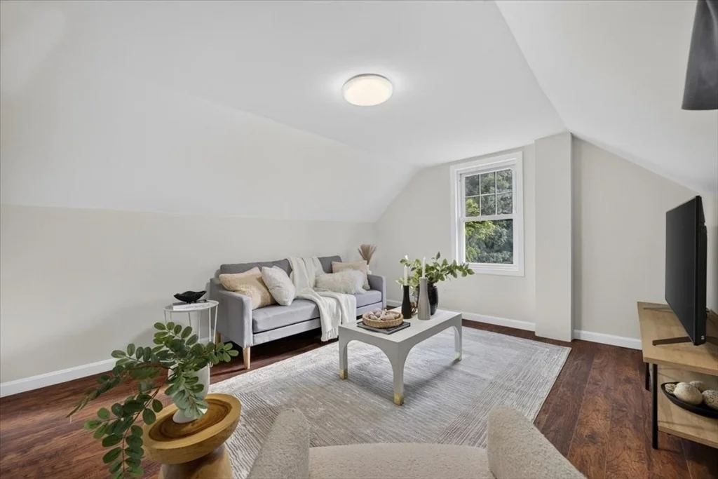 Photo of 6 Hillside Ave