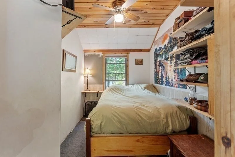 Photo of 79 Kendall Pond South
