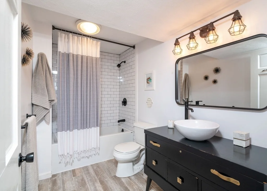 Photo of 255 Elm St
