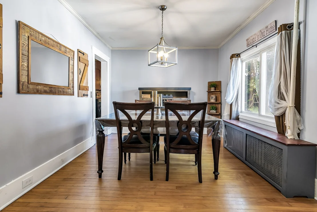 Photo of 100 Clover St