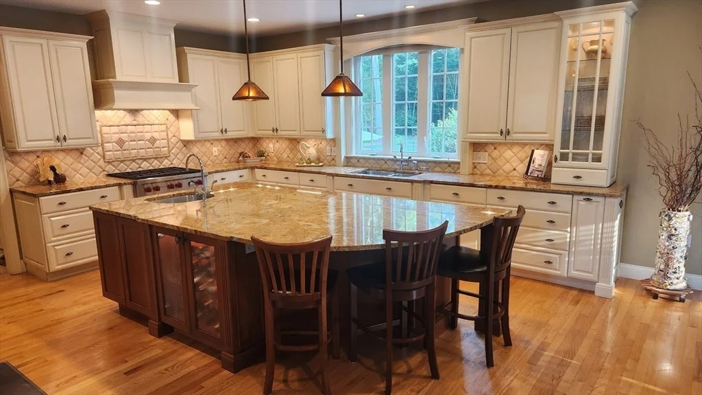 Photo of 41 Christopher Dr